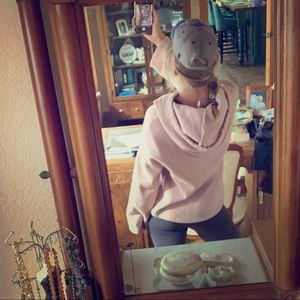 ▫️fabletics hoodie▫️